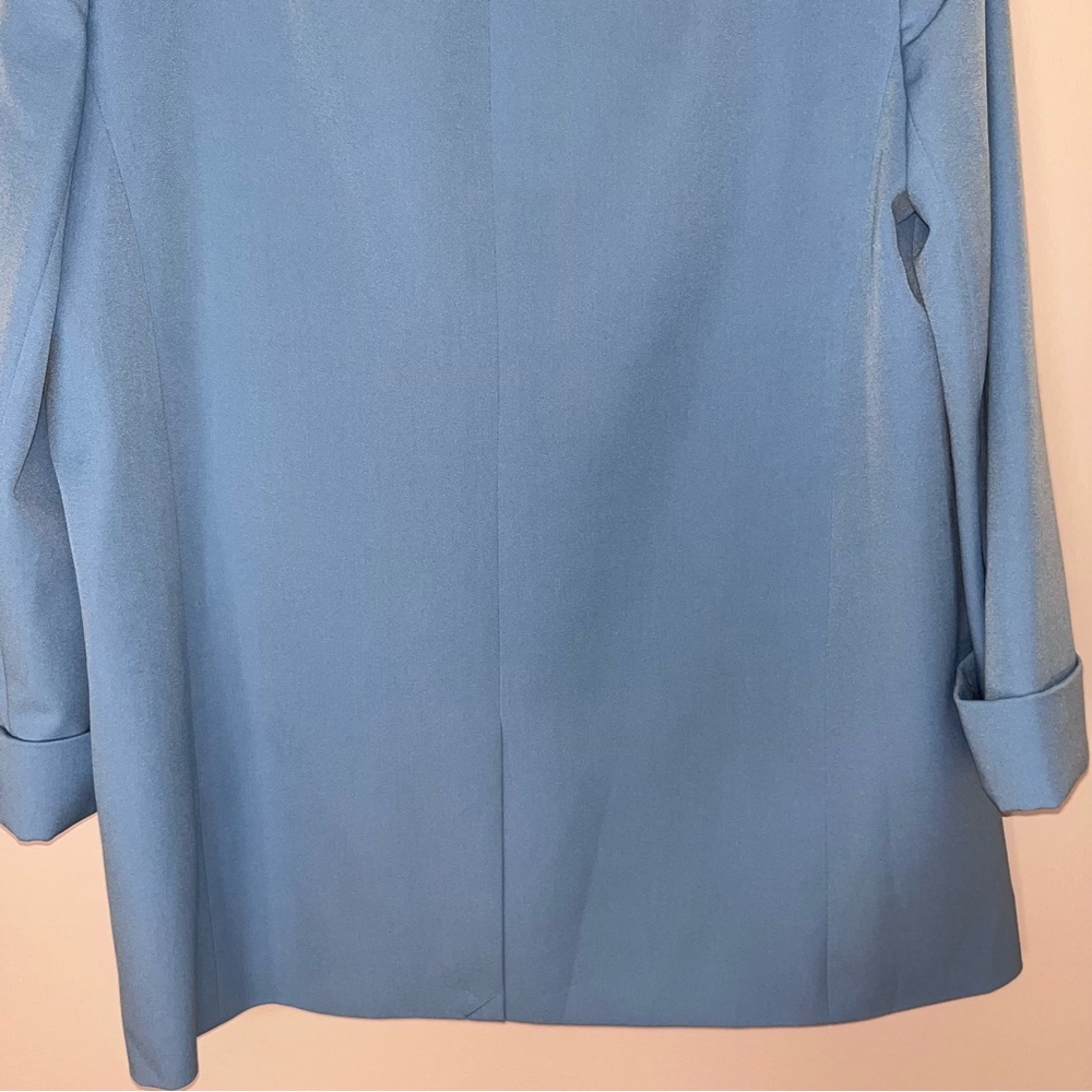 Alice + Olivia Light Blue Blazer & Shorts Set - Picture 6 of 13